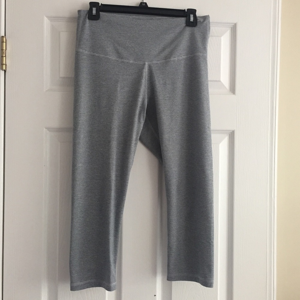 Capri Workout Leggings